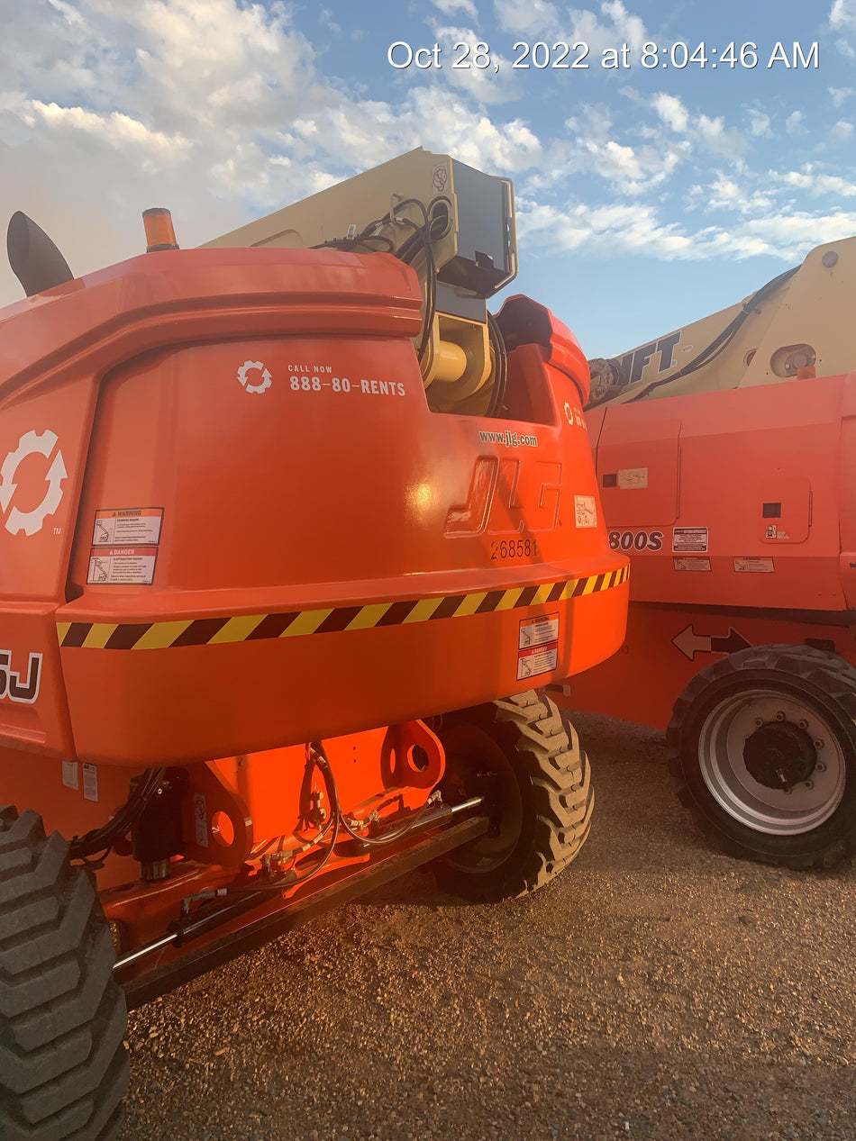 2022 JLG 660SJ