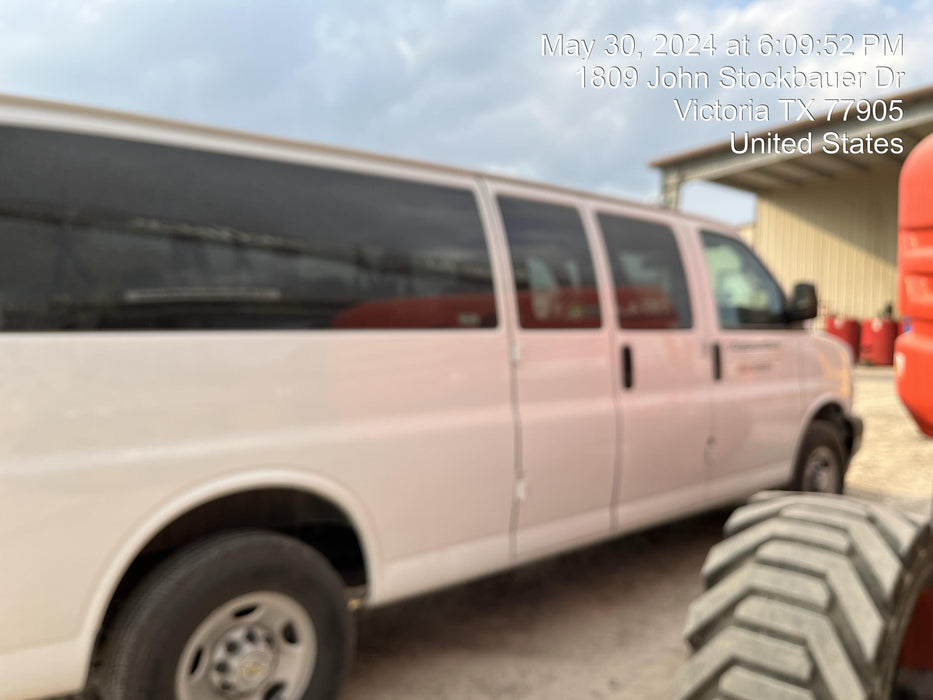 2023 CHEVROLET Express Van - Rental