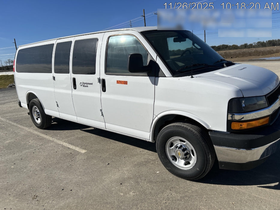 2025 CHEVROLET Express Van - Rental