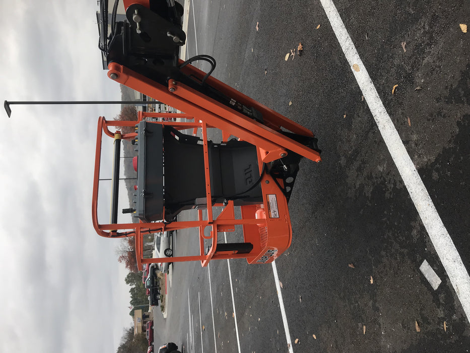 2019 JLG E300AJP