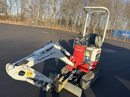 2023 TAKEUCHI TB210R