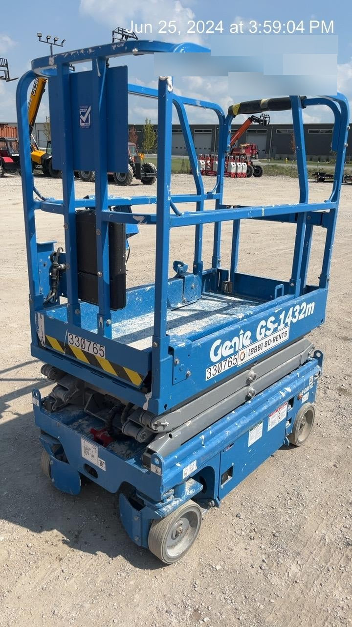 2023 GENIE GS-1432