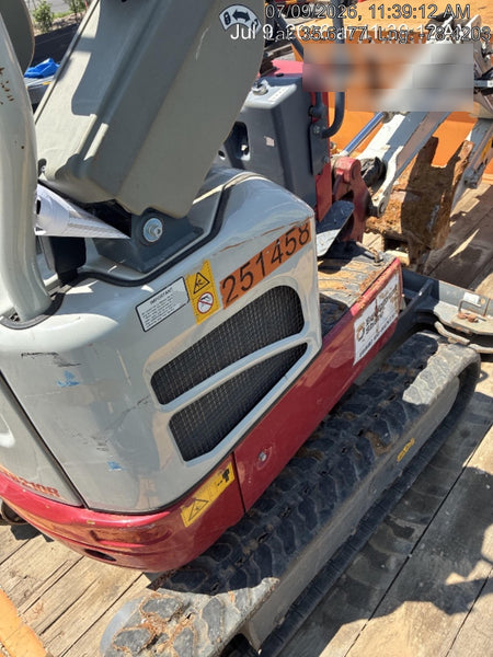 2022 TAKEUCHI TB210R