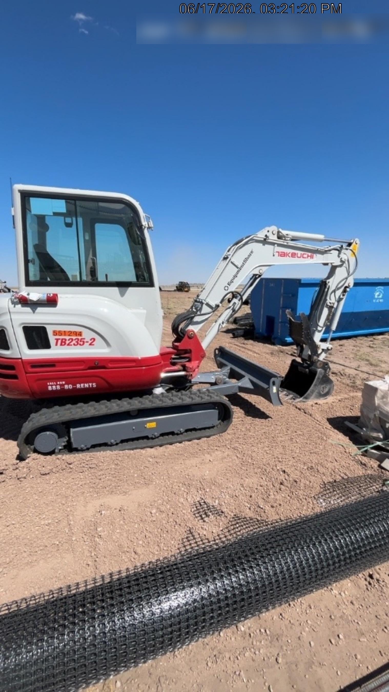 2025 TAKEUCHI TB235-2CR