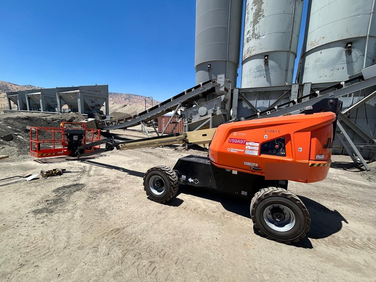 2025 JLG 460SJ
