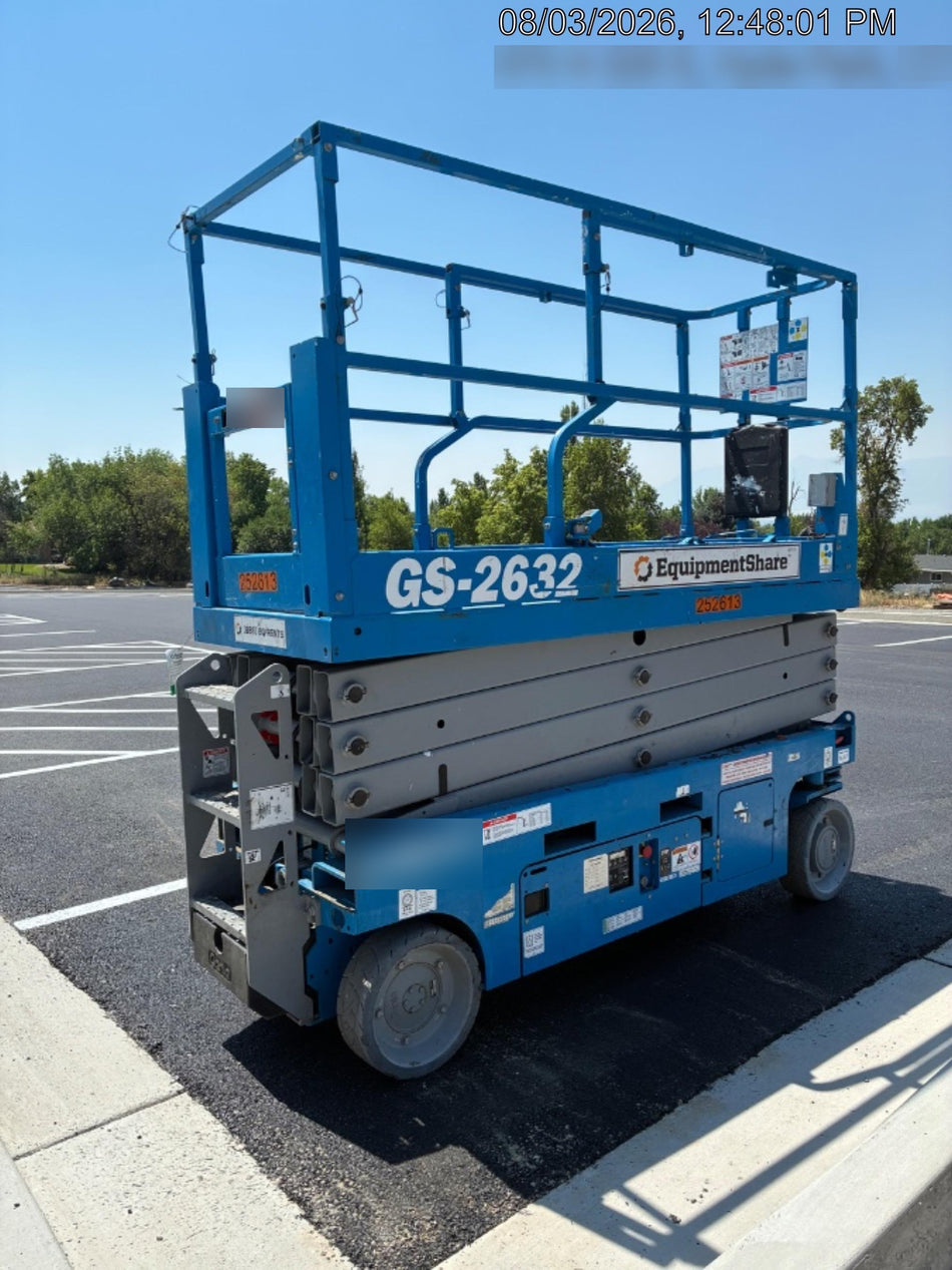 2022 GENIE GS-2632