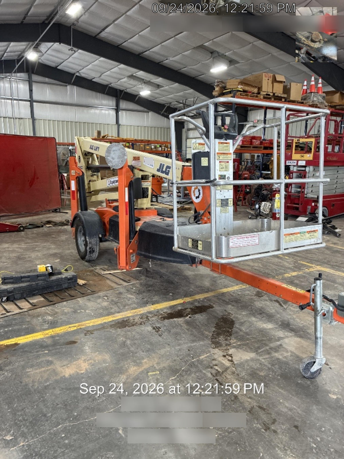 2023 JLG T350