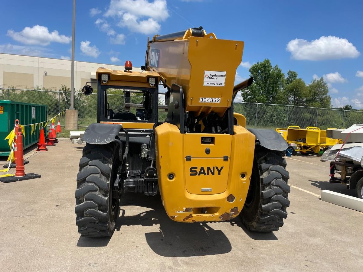 2023 SANY STH1056