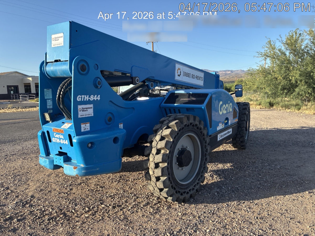 2022 GENIE GTH-844