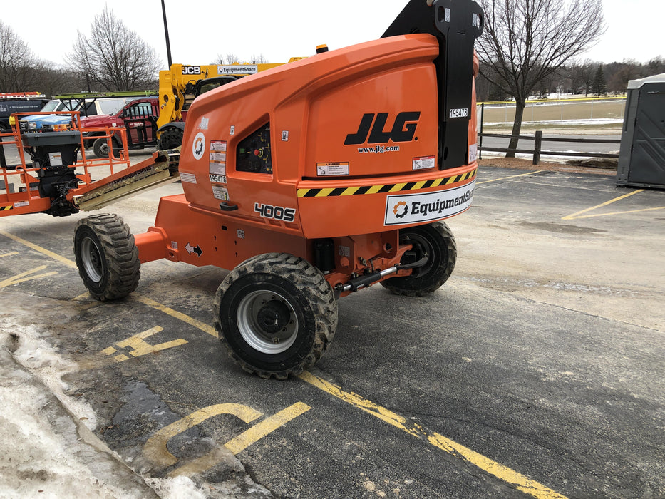 2021 JLG 400S