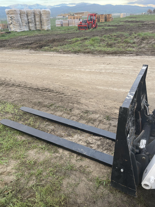 2022 ARROW MATERIAL HANDLING FS5100CB - 72"