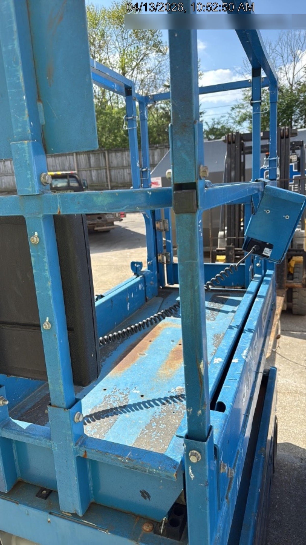 2020 Genie GS-1930 Solid Non Marking Tires, Beacon, Folding rails with half height swing gate