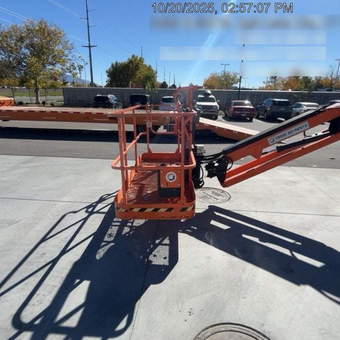 2019 JLG 660SJ