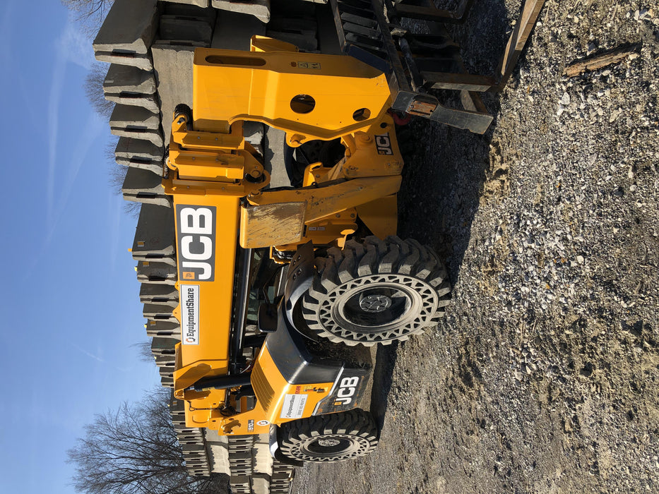 2020 JCB 510-56 Cab/Heat/Air, 74 HP, Solid Tires, STD Worklight, Beacon, Aux Hydraulics, Lifting Eye, Back up Alarm w/66" Carriage/60" Forks