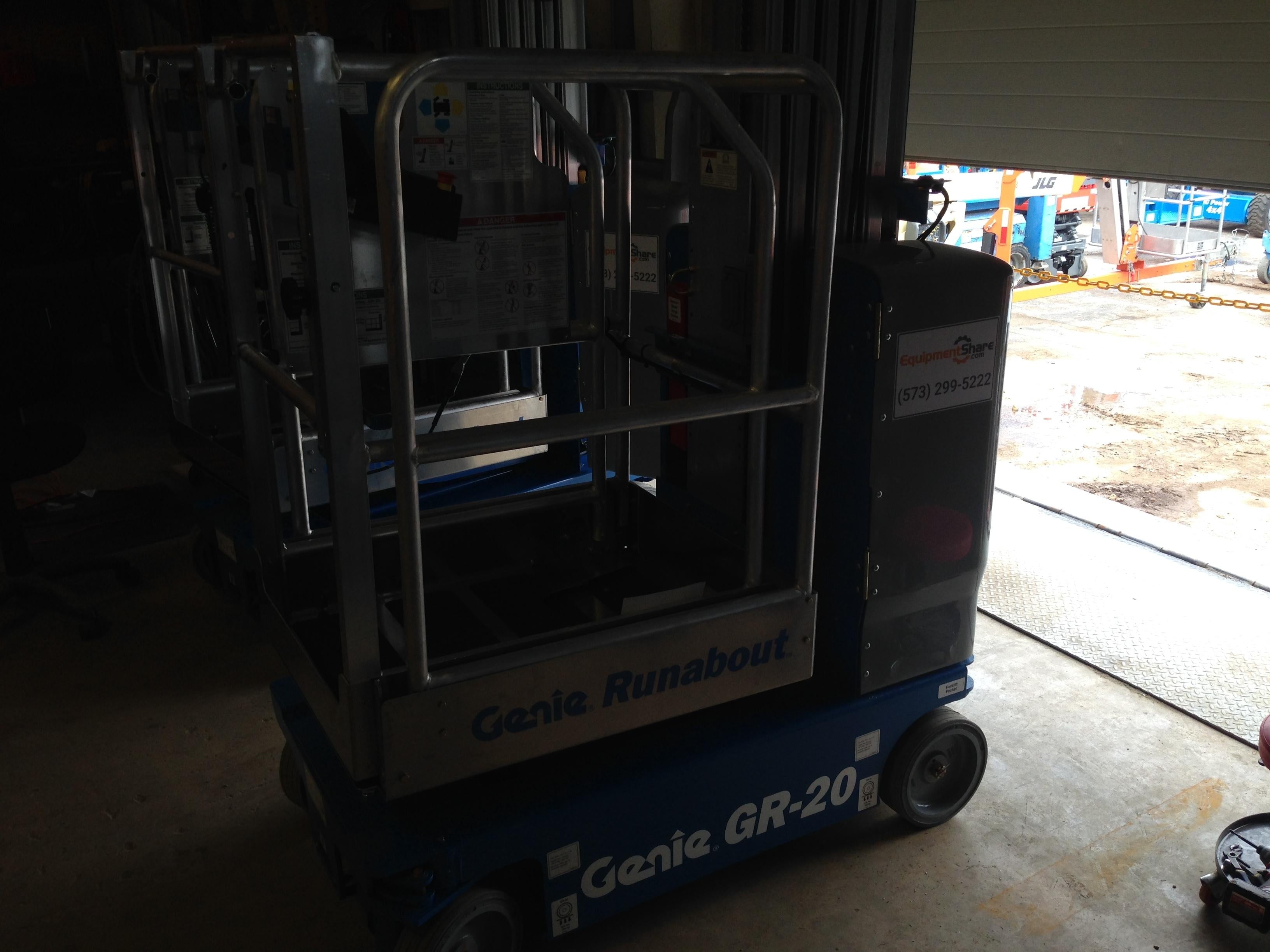 2017 GENIE GR-20