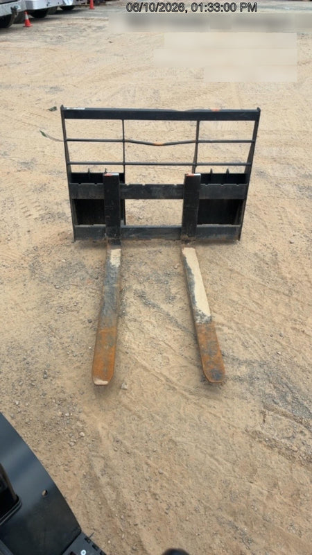 2026 ARROW MATERIAL HANDLING 48" Pallet Forks - Arrow