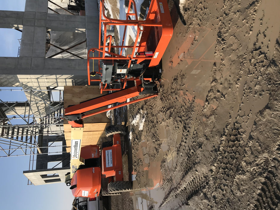 2019 JLG 460SJ