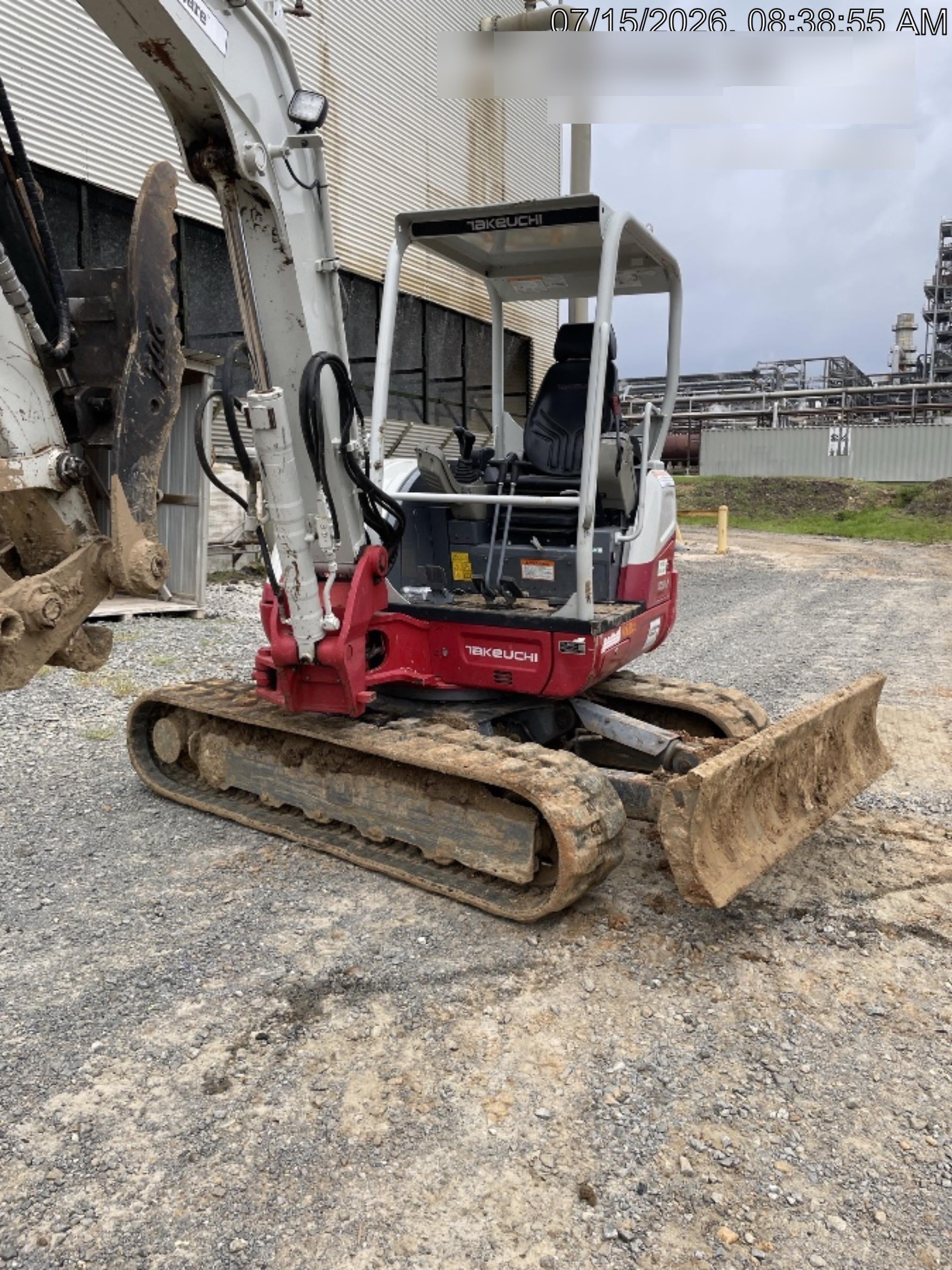 2023 TAKEUCHI TB235-2CR