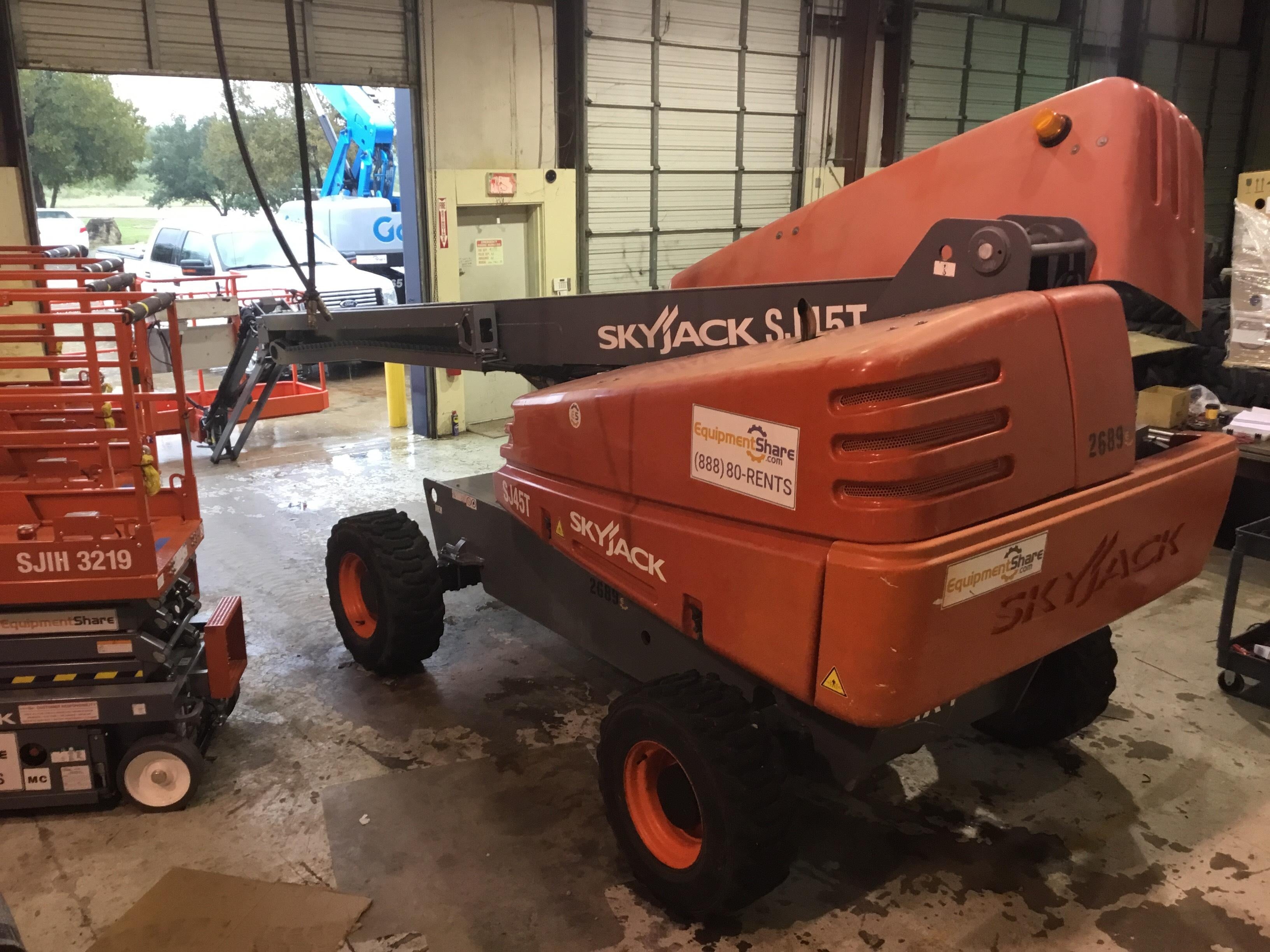 2017 SKYJACK SJ45T+