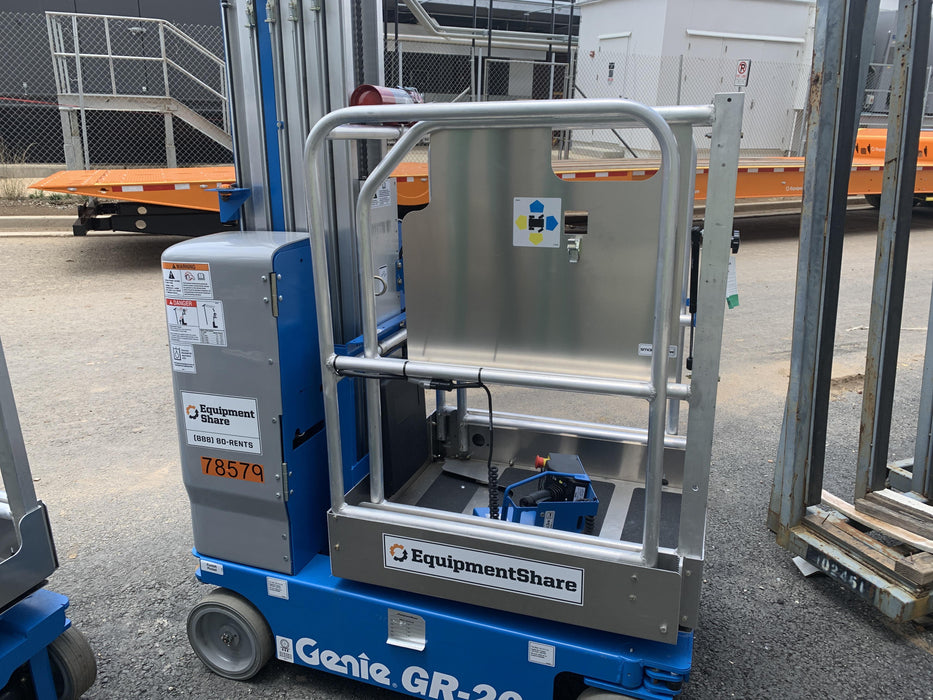 2020 GENIE GR-20