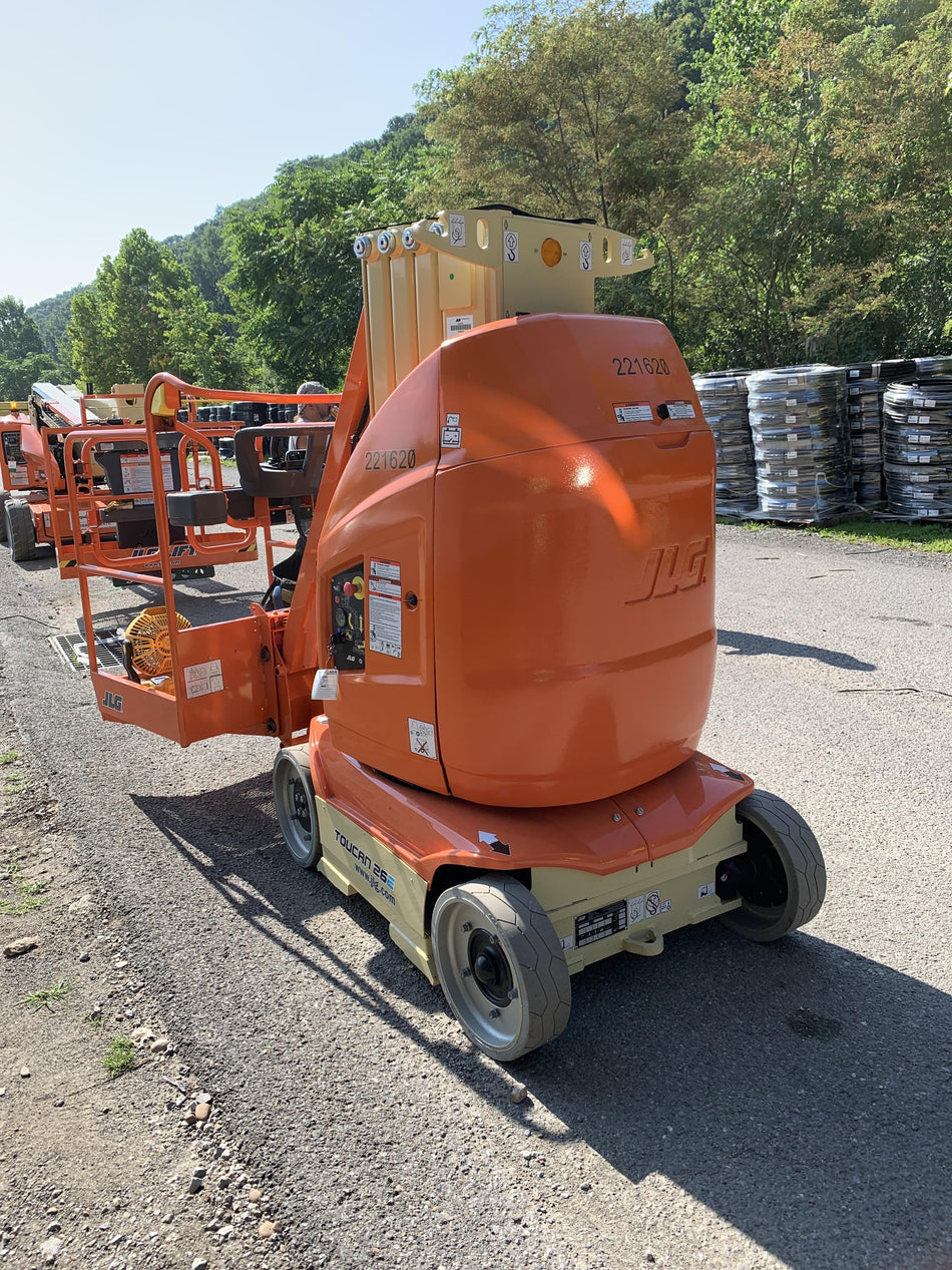 2022 JLG 26E