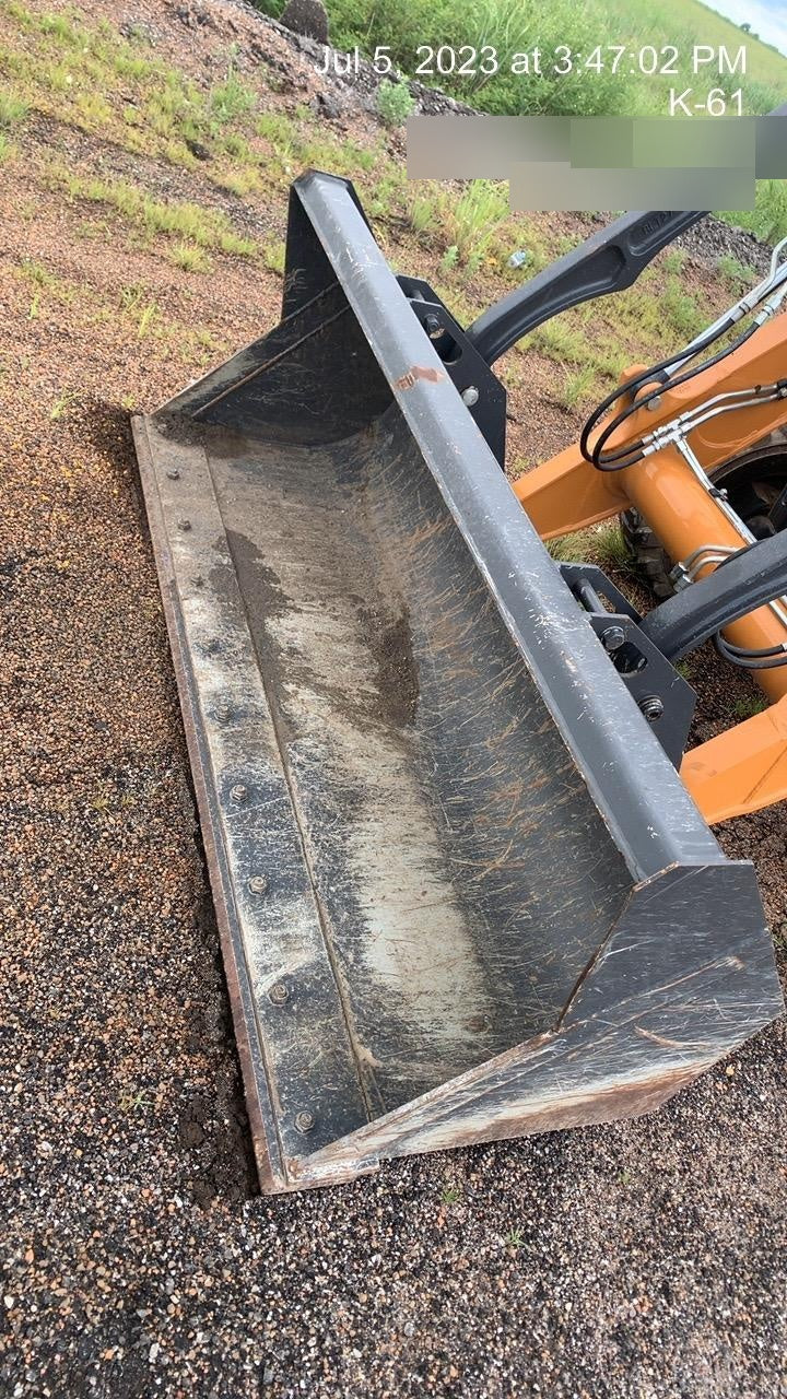 2023 CASE 570N EP
