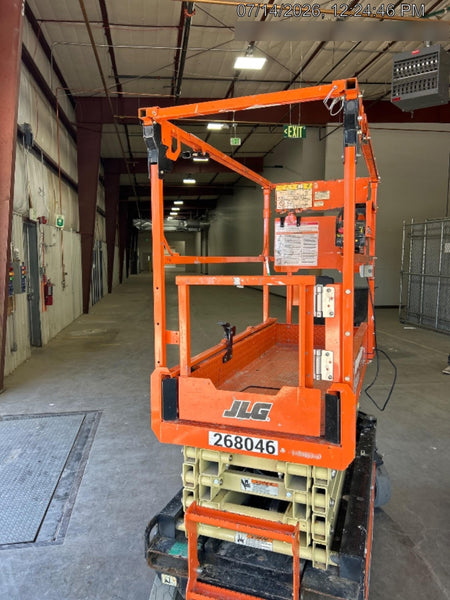 2022 JLG ES1932