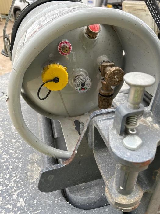 2022 TOYOTA 50-8FGU25