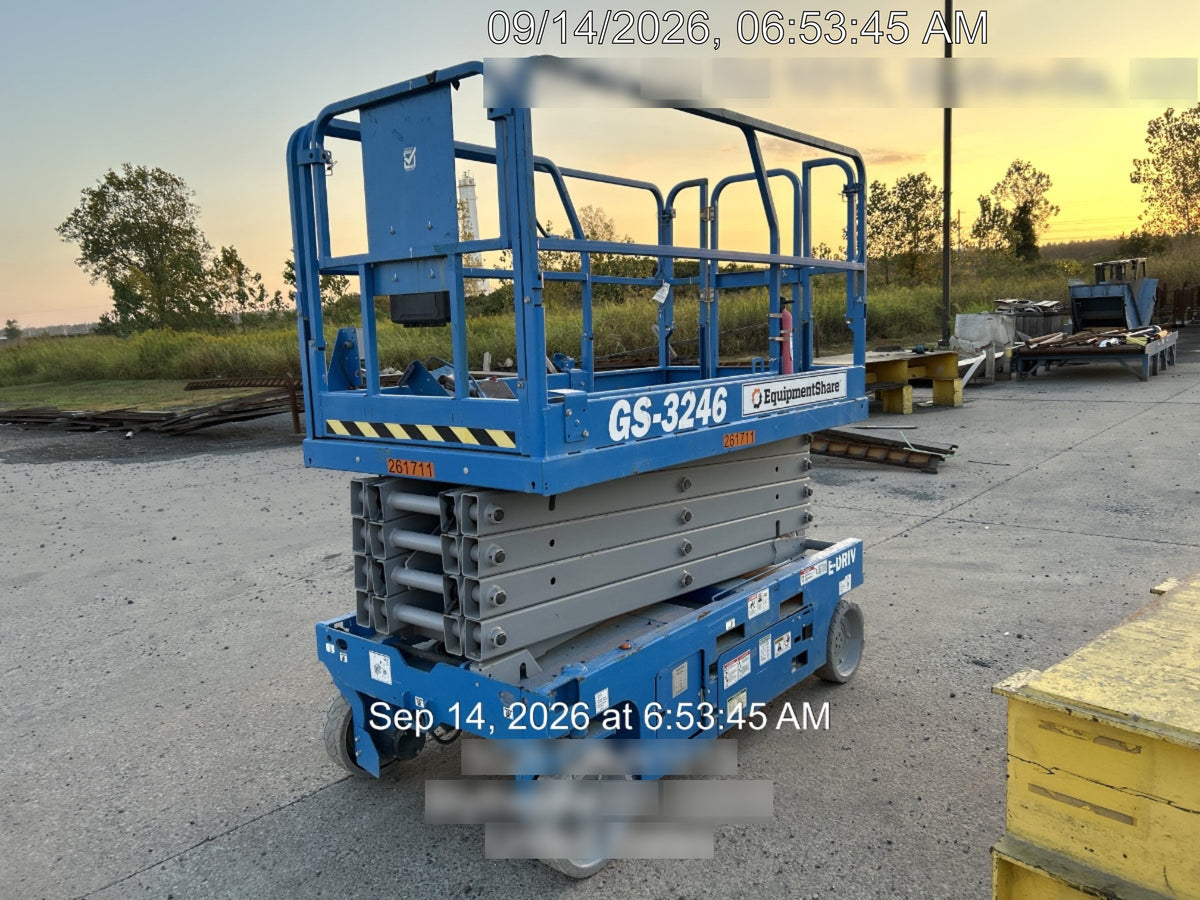2022 GENIE GS-3246