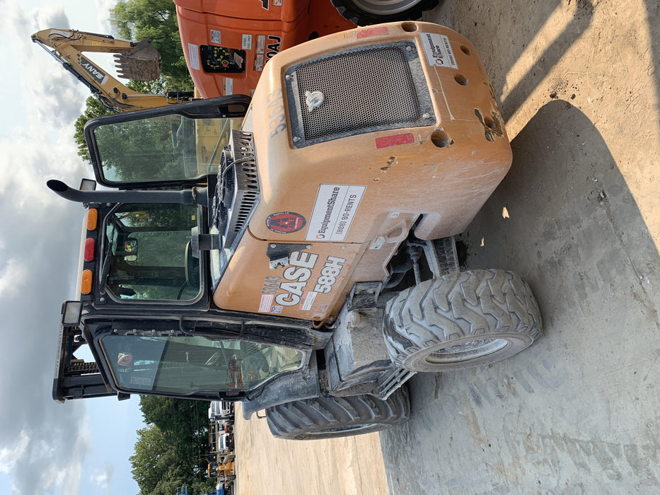 2019 CASE 588H