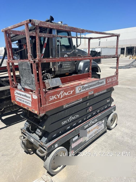 2016 Skyjack SJIII-3226 Standard Options