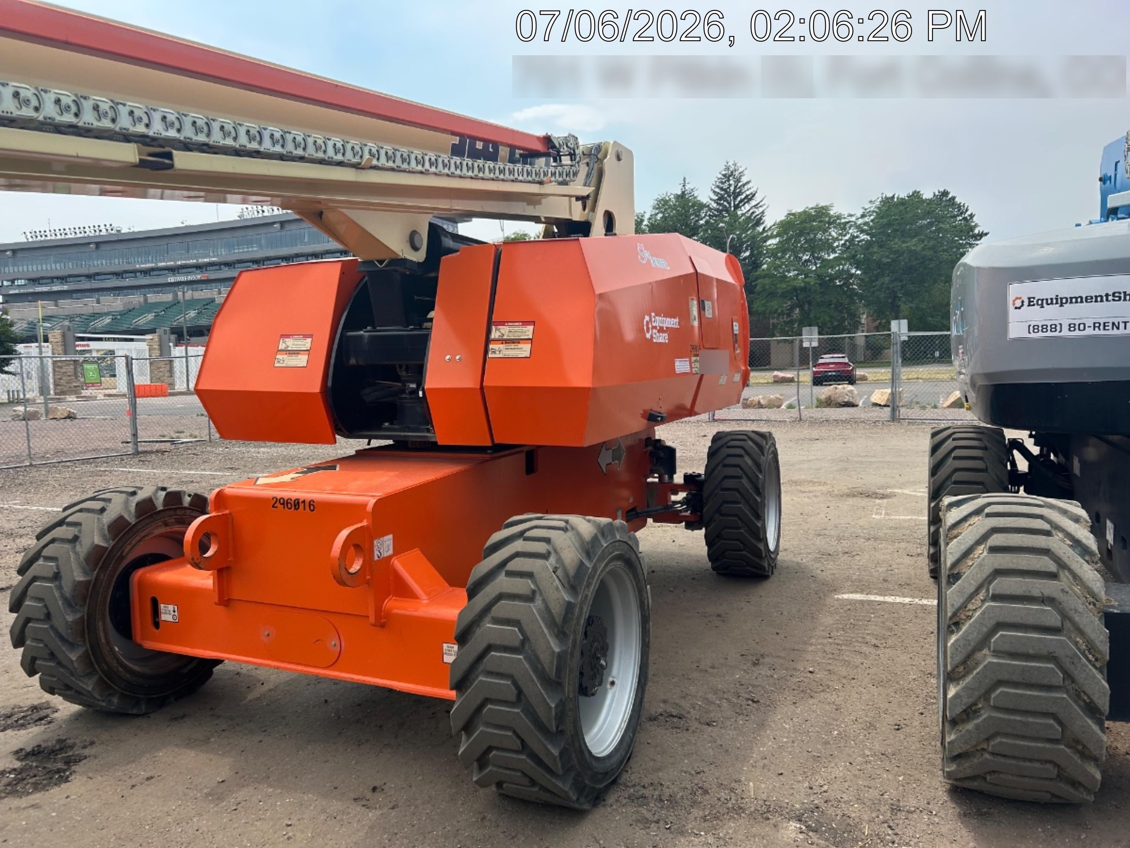 2023 JLG 860SJ