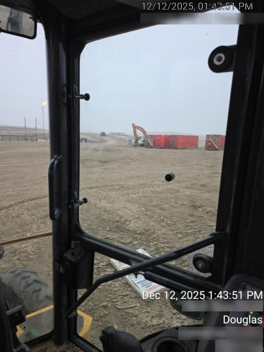 2019 John Deere 410L 4WD, CAB/HVAC, Standard Dipperstick, ISO Controls, Rear Aux Hydraulics, Manual QC, 1.5 Yd Bucket w/Forks, 24" Bucket