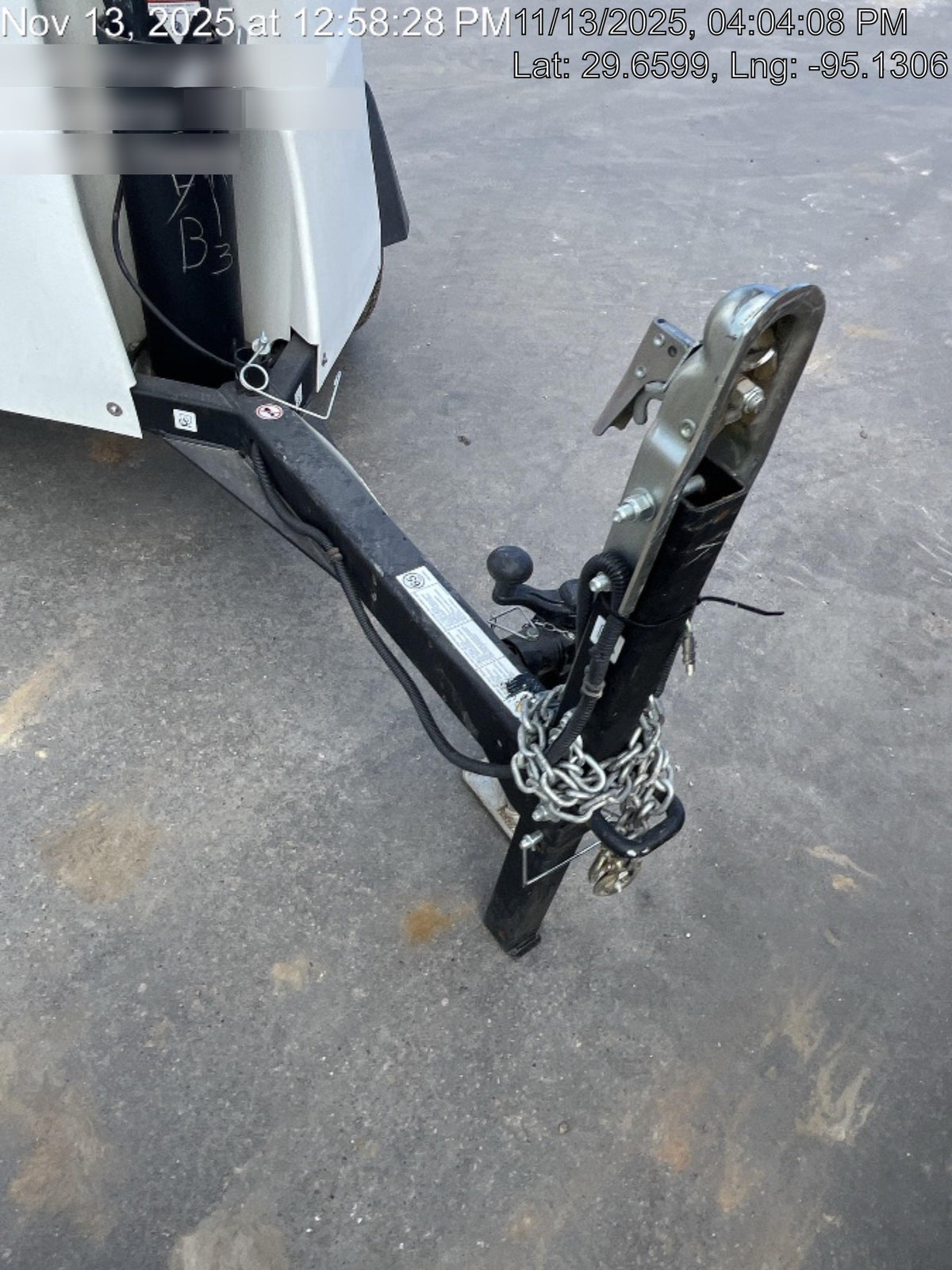 2025 Generac MLTS-4 Diesel, Mitsubishi L2E, 7.1 hp @1800 rpm, Flex Switch 120V Input, Powerzone Controller, (4) 320W LED Lights, 4kW Generator, 39.9 Gal Fuel Tank, 2" Ball