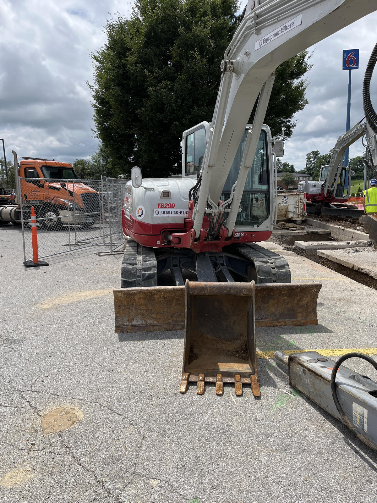 2022 TAKEUCHI TB290C
