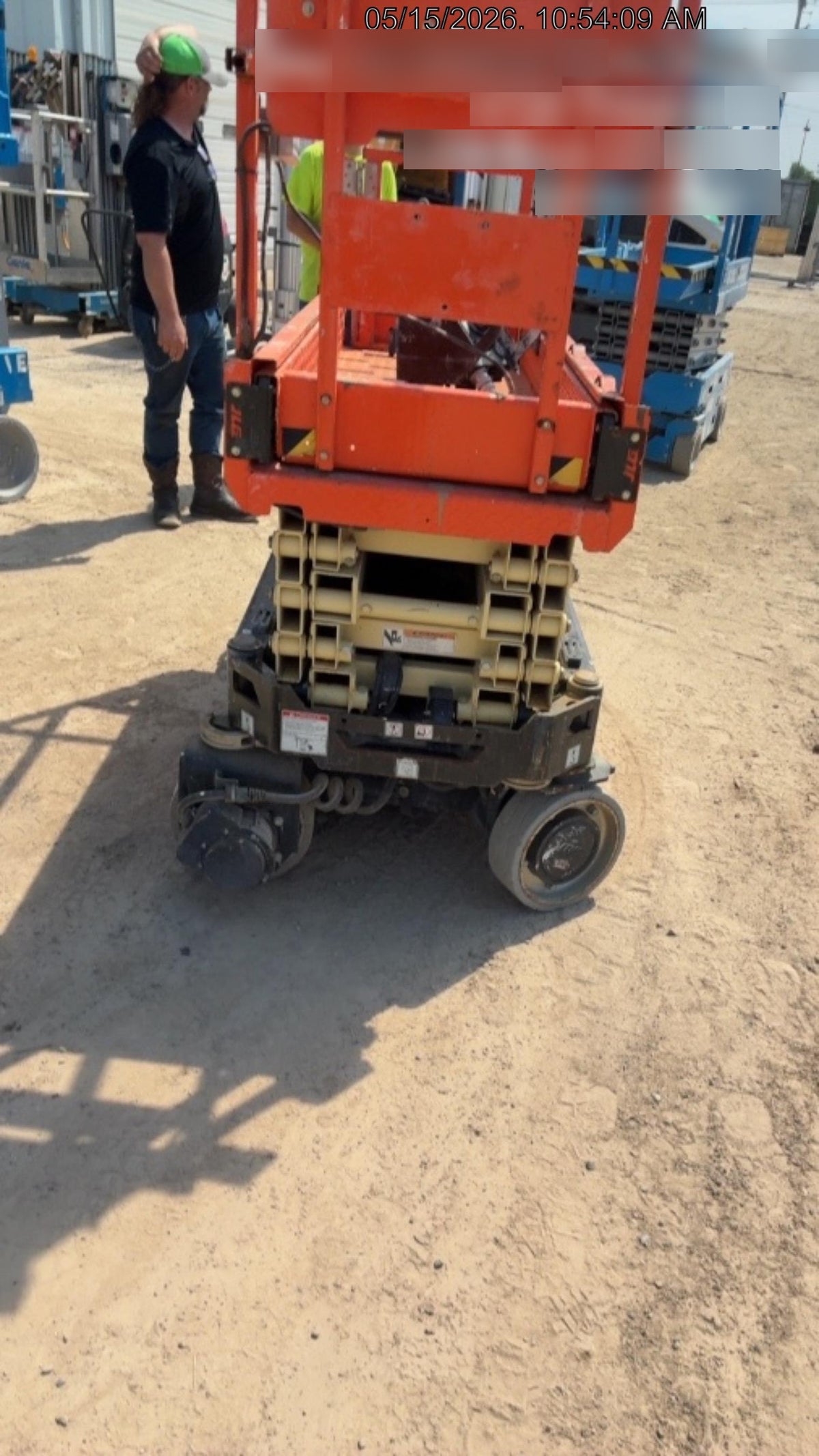 2022 JLG ES1932