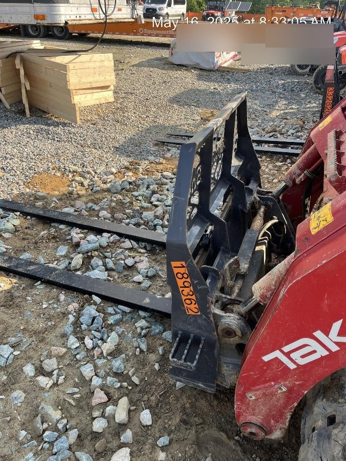 2021 PALADIN 48" Pallet Forks - Paladin