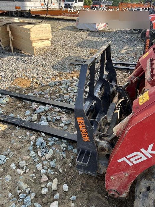 2021 PALADIN 48" Pallet Forks - Paladin