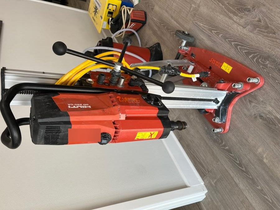 2022 HILTI DD250E