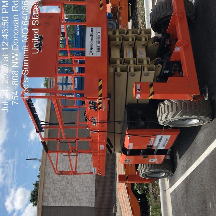 2020 JLG 430LRT
