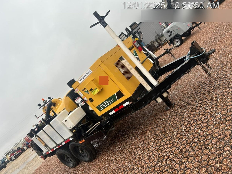 2021 Vac-Tron LP573XDT T4 Koehler Diesel Engine, 500 Gallon Debris Tank, x2 100 Gallon Water Tanks