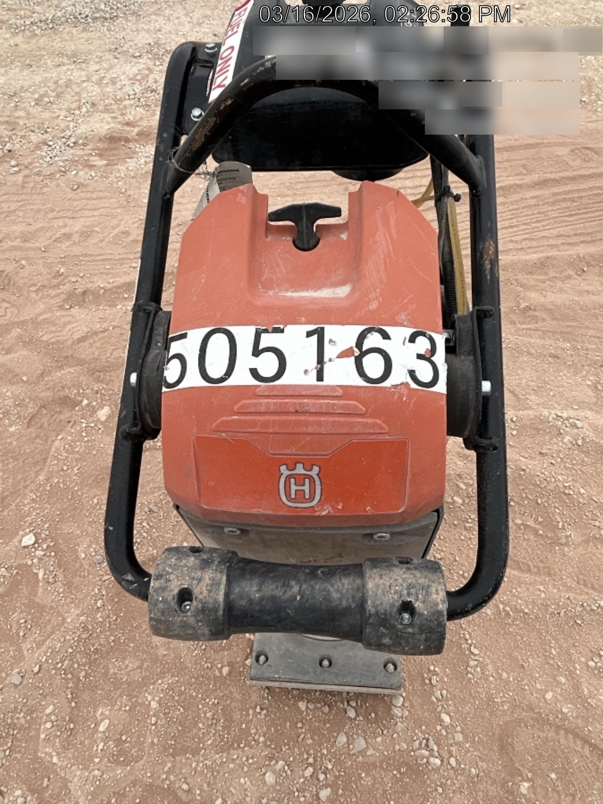 2025 HUSQVARNA LT6005