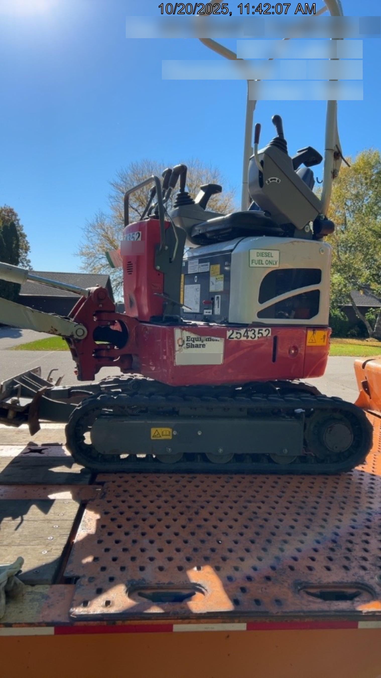 2022 TAKEUCHI TB210R