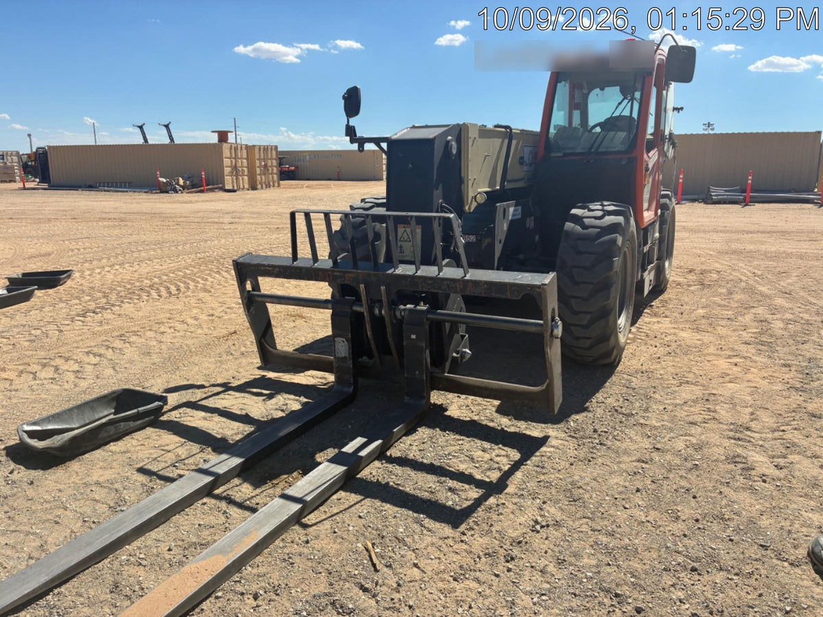 2021 JLG 1732
