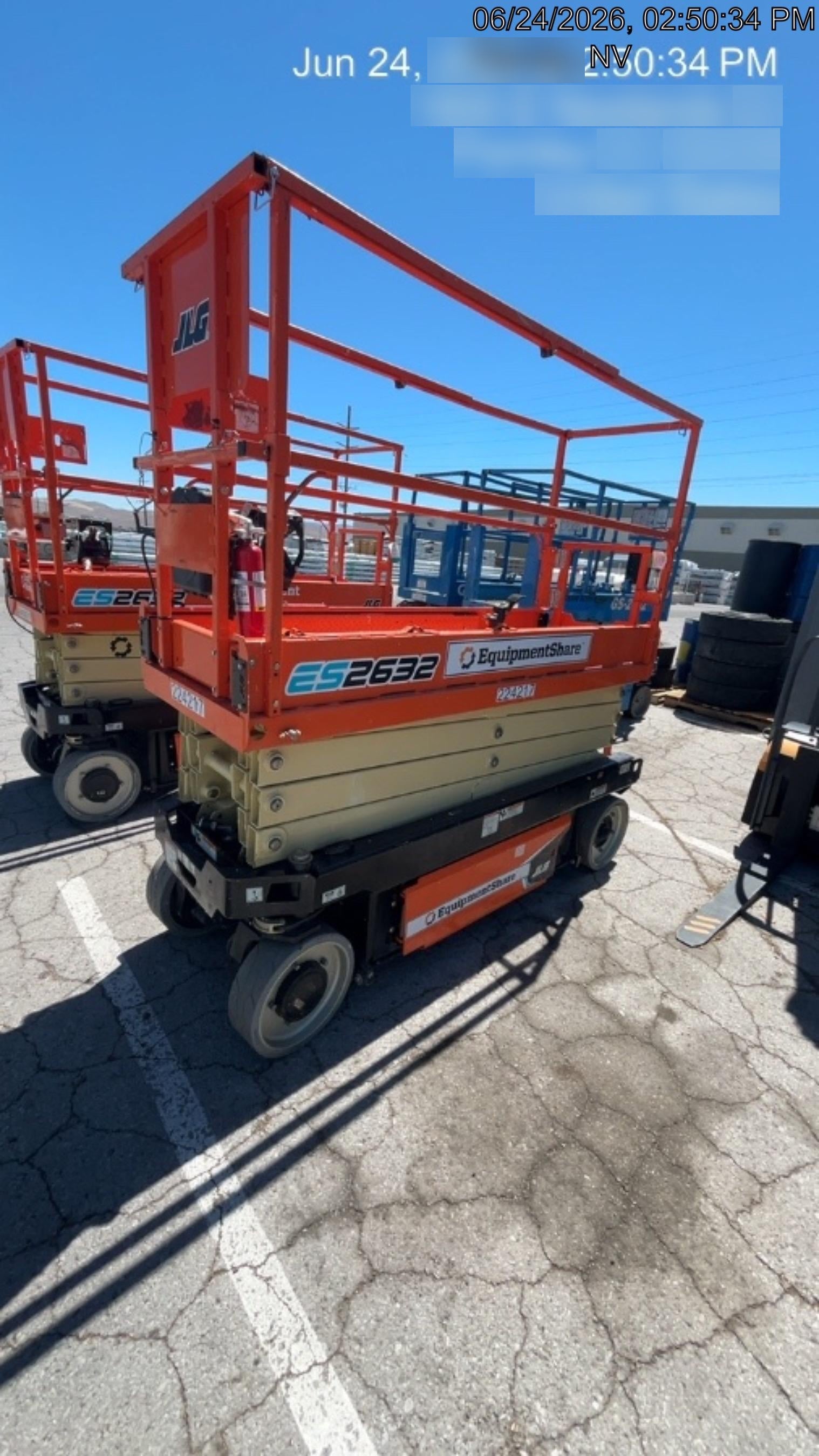 2022 JLG ES2632