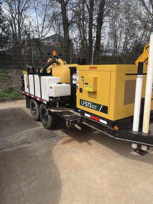 2021 Vac-Tron LP573XDT T4 Koehler Diesel Engine, 500 Gallon Debris Tank, x2 100 Gallon Water Tanks