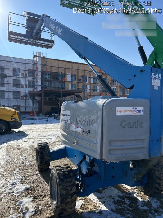 2017 GENIE S-45