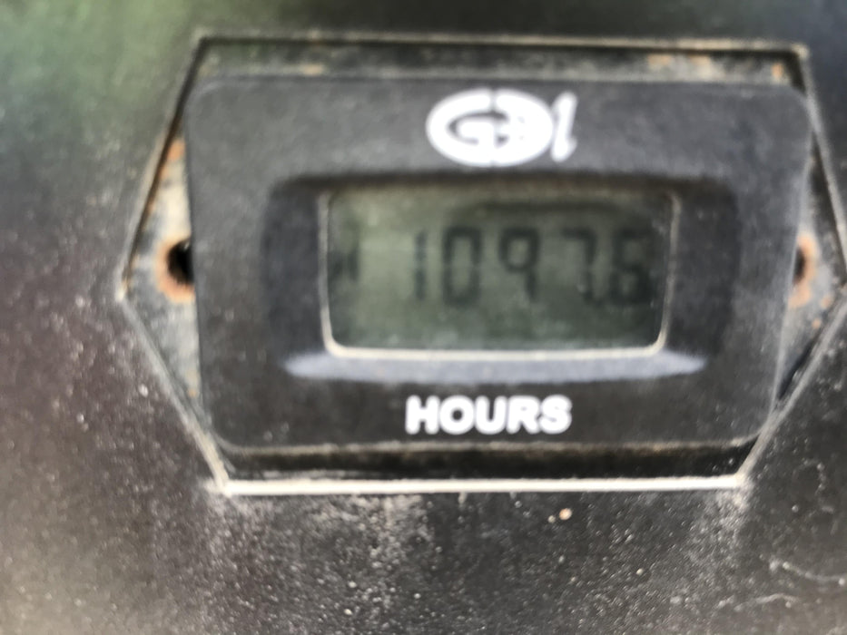 Lincoln Electric Vantage 322 Lincoln Vantage 322 Welder w/Trailer