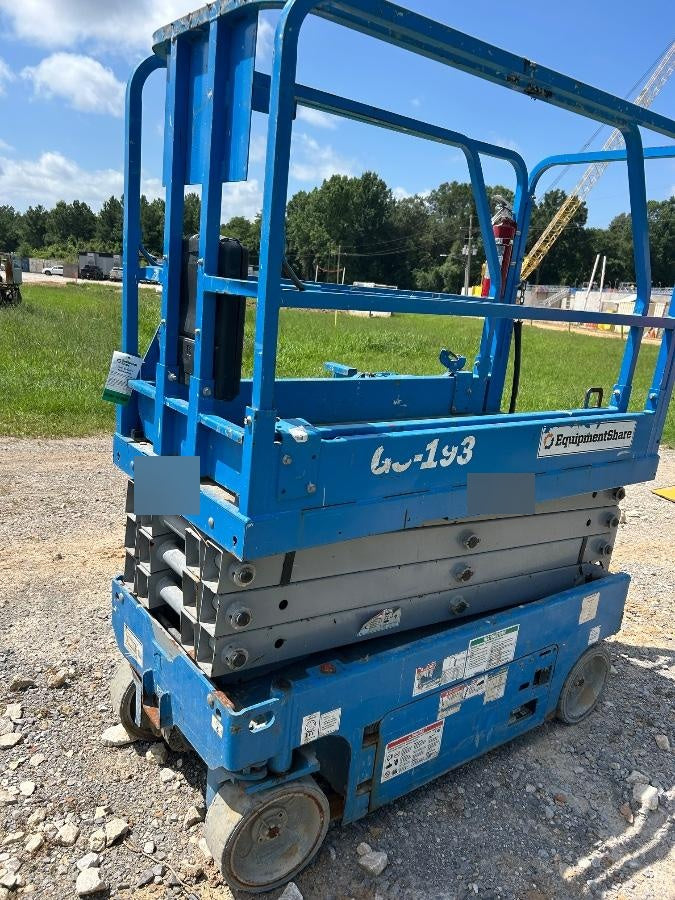2020 Genie GS-1930 Fixed rails with chain entry gate - Pre A92.20