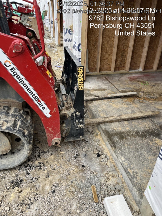 2025 ARROW MATERIAL HANDLING 48" Pallet Forks - Arrow